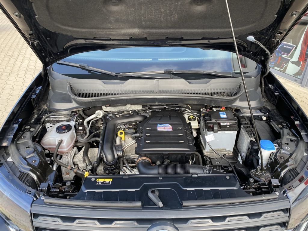 Fahrzeugabbildung Volkswagen T-Cross 1.0 TSI OPF Life *Sitzh. v*Lichtsensor*