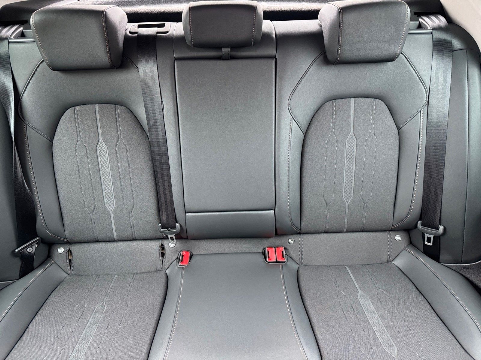 Fahrzeugabbildung CUPRA Leon 1.5 TSI