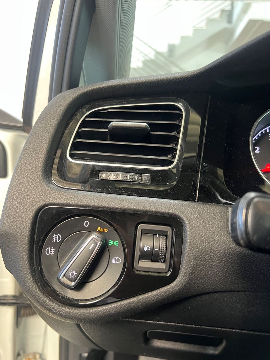 Fahrzeugabbildung Volkswagen Golf VII Lim. Comfortline
