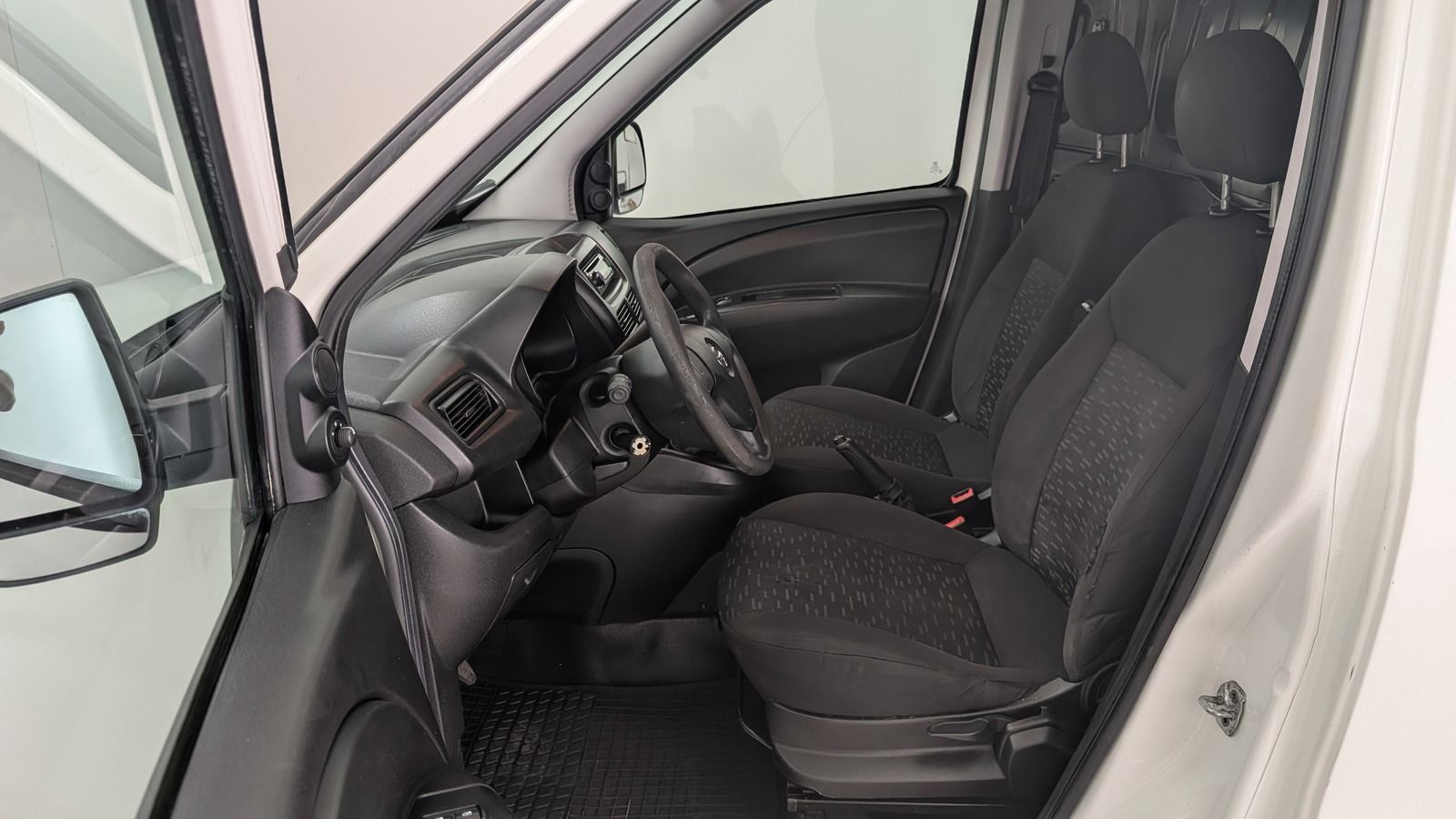Fahrzeugabbildung Opel Combo D 1.3 CDTi Kasten L2 * lang *