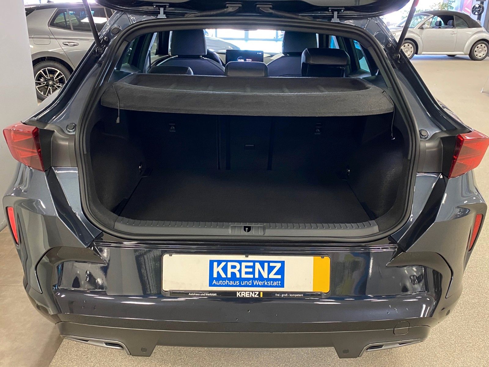 Fahrzeugabbildung CUPRA Formentor 1.5 TSI DSG+19" ALU+AHK+ACC+3-ZONEN KL