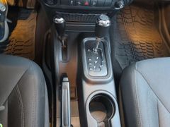 JEEP Wrangler Sport 2.8 CRD Unfallfrei