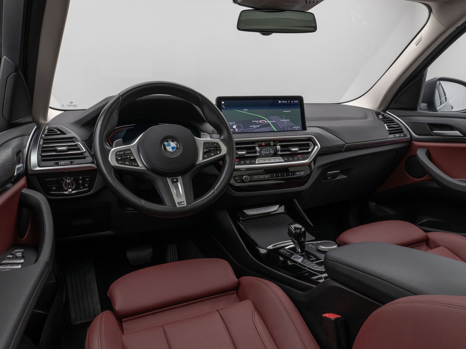Fahrzeugabbildung BMW X3 xD30i Panorama 360°HUD DAB HiFi Komfort Sport