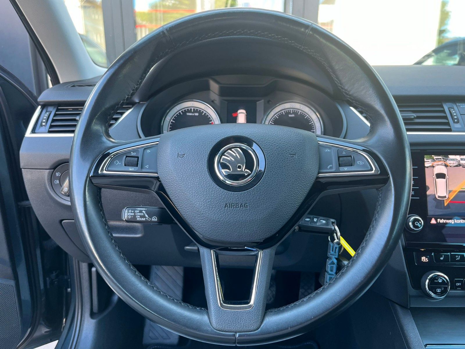 Fahrzeugabbildung SKODA Octavia 1.4 TSI Combi Drive*RFK*AHK*PDC*LED*