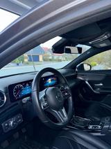 Mercedes-Benz A 200 -