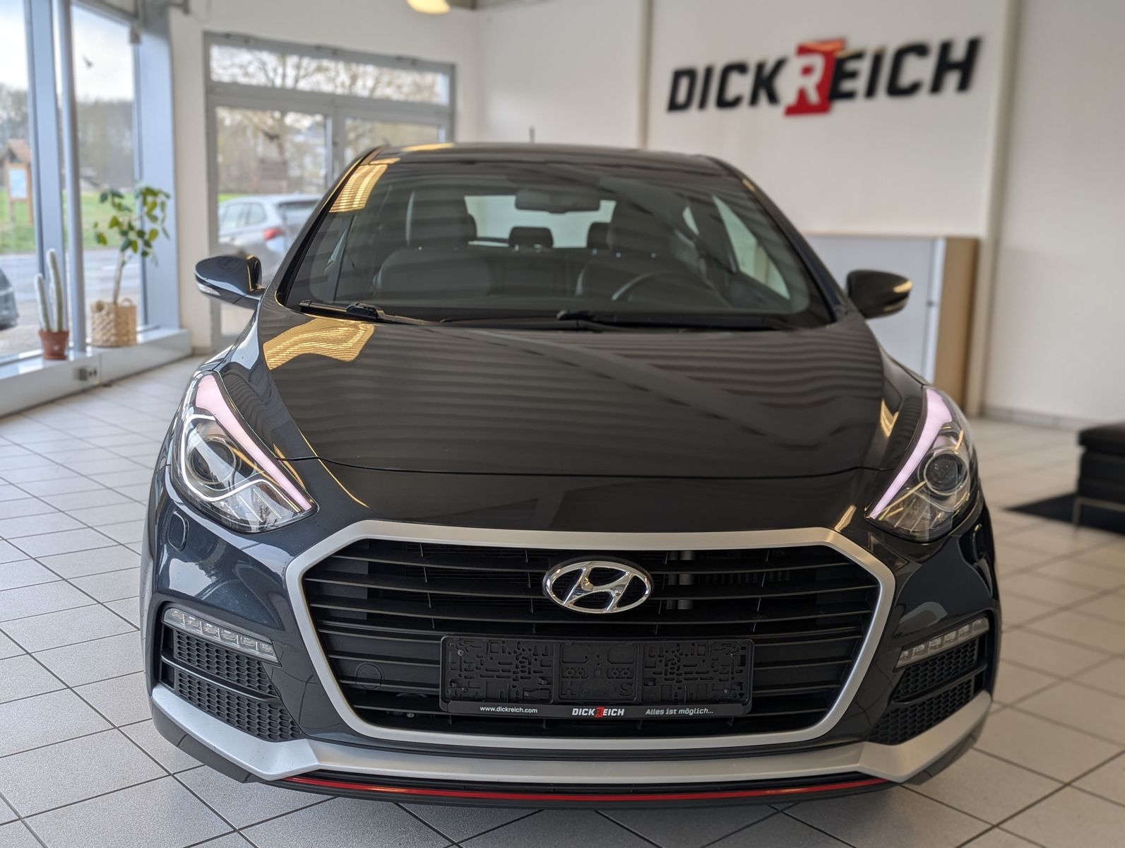 HYUNDAI i30 1.6 TGDI Turbo Navi Kamera T-Leder 18" - Image 2