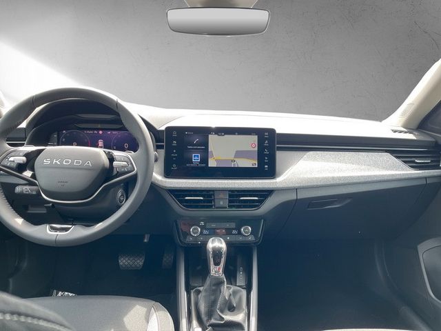 Skoda Kamiq 1.0 TSI DSG Tour *MATRIX*NAVI*KESSY*2xPDC*
