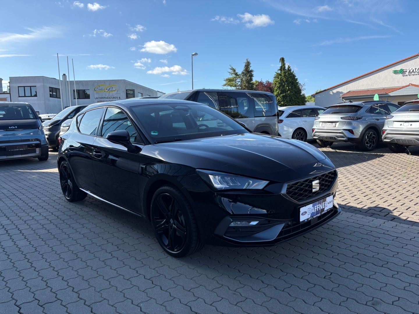 Fahrzeugabbildung SEAT Leon 1.5 FR Black Edition SpurhalteASS Kamera PD