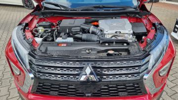 Bild 15 Mitsubishi Eclipse Cross Plug-in Hybrid PLUS 2.4 MIVEC 4WD