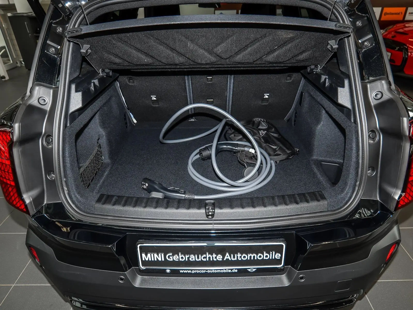 MINI Countryman E Essential SHZ PDC LED