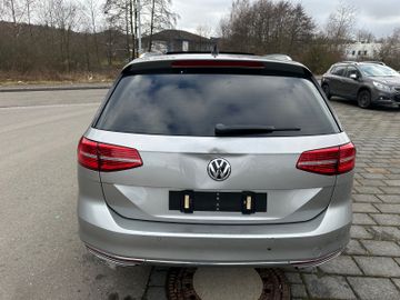 Volkswagen Passat Variant - 4