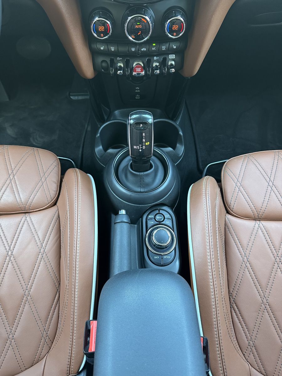 Fahrzeugabbildung MINI Cooper S 5-Türer Classic-Trim NAV+LED+KAMERA+DA