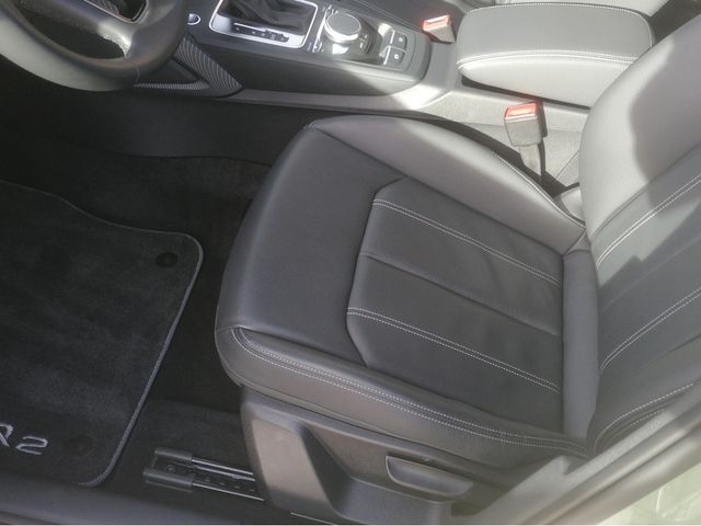 Q2 35 TFSI edition one, Navi, Optik Schwarz, Sou