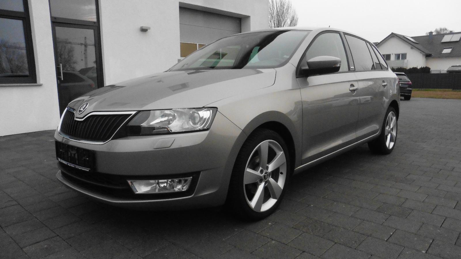 Skoda Rapid Spaceback Joy mit SHZ Klimaautom.2.Hand