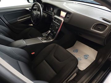 Volvo V60 - 12