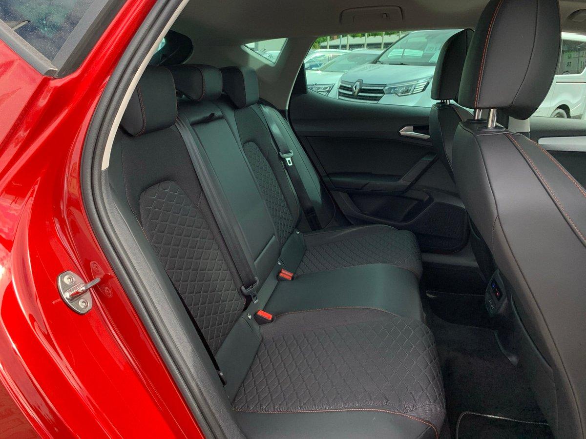 Seat Leon FR 1.5 TSI PANO+SHZ+PDC+FULL-LINK+LED+ACC