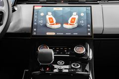 P530 V8 FIRST EDITION RED/BEIGE REAR SCREENS
