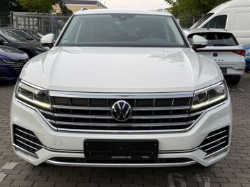 Volkswagen Touareg - 4