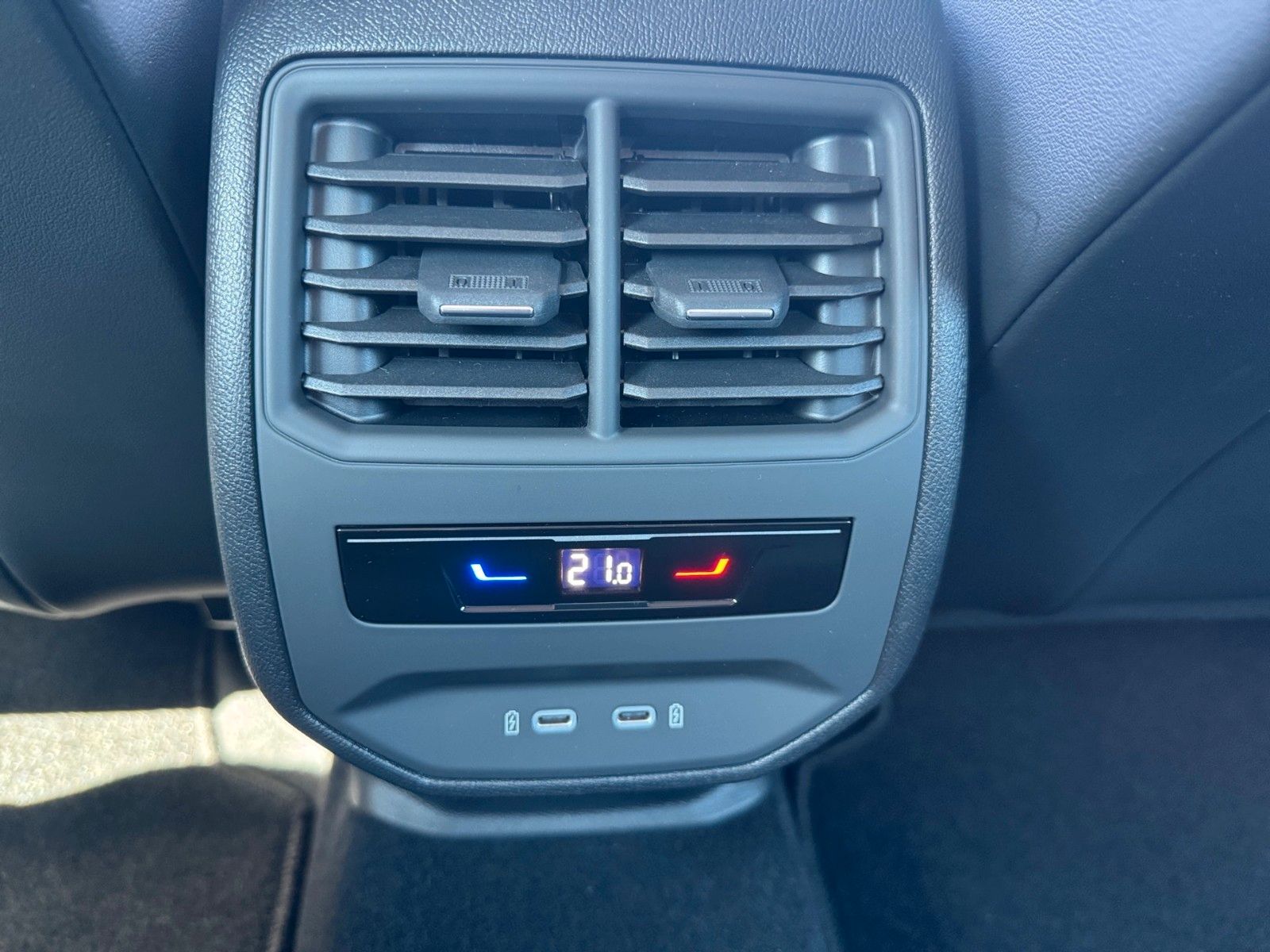 Fahrzeugabbildung CUPRA Leon 1.5 eTSI