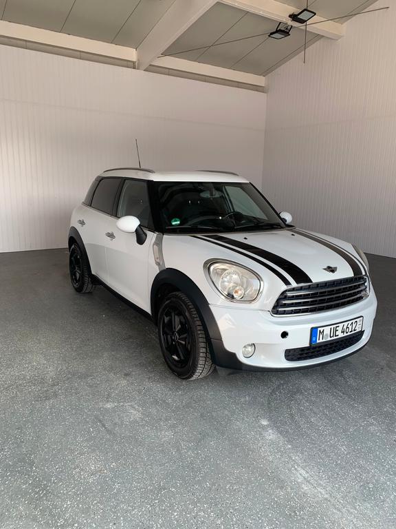 MINI One Countryman