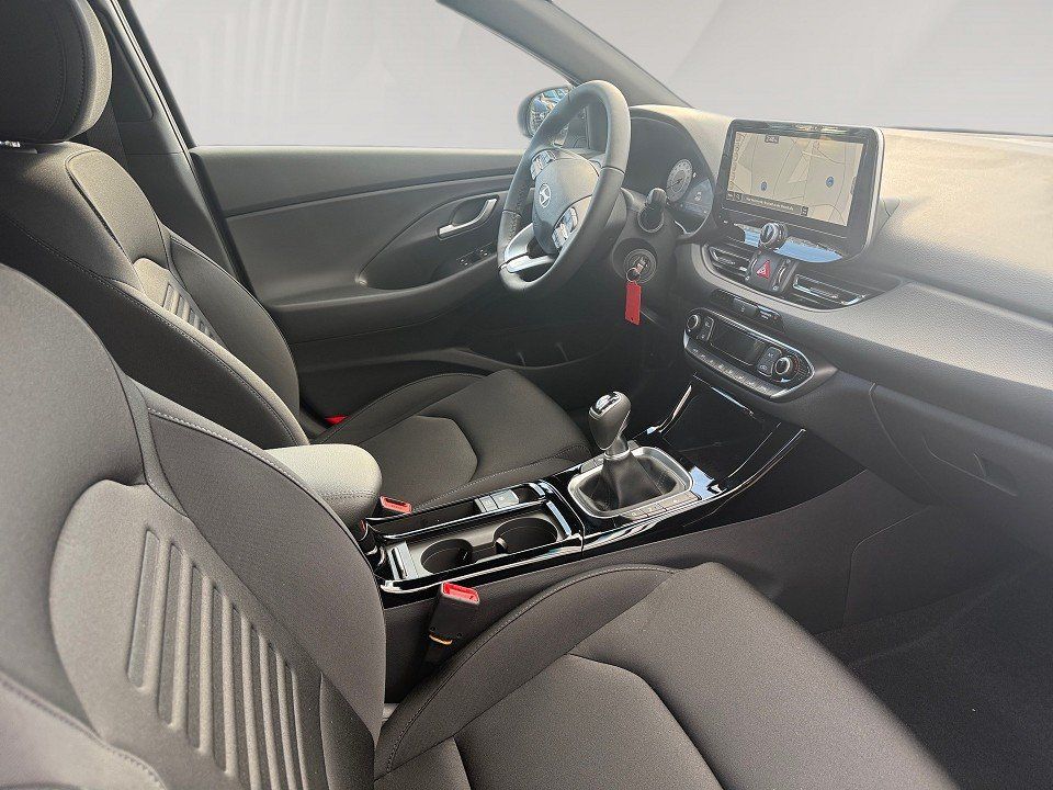 Fahrzeugabbildung Hyundai i30 1.0T 100PS ADVANTAGE