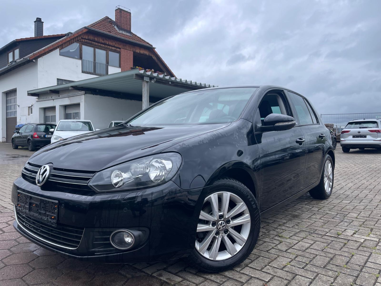 Volkswagen Golf 1.2 TSI 63 kW Style tÜV NEU AUF KUNDENWUNSC