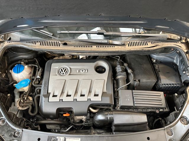 MYAUTOCENTER – Gebraucht- und Jahreswagen mit Werkstattservice in Pfaffenhofen Volkswagen Touran Comfortline *7-Sitzer*Freisprech*Klima*