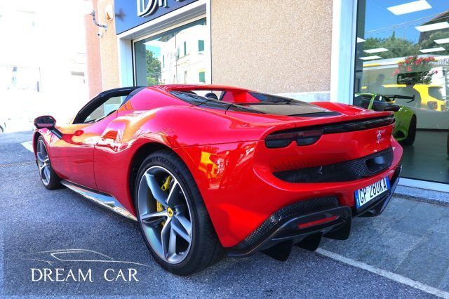 Ferrari FERRARI 296 GTS LIFT-SED.EL.VENT.-CAM-CARBONIO imagem 3