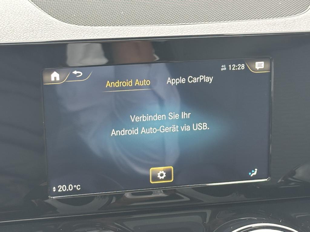 Mercedes-Benz GLB 180