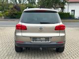 Volkswagen Tiguan 2.0TDI, AHK, TÜV+Service sowie Reifen neu - : Beige, Panorama-Dach, Geländewagen