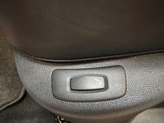 Renault Clio IV Intens *LED*Navi*Sitzh*TOP*