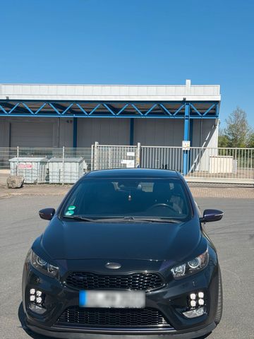 KIA ANDERE