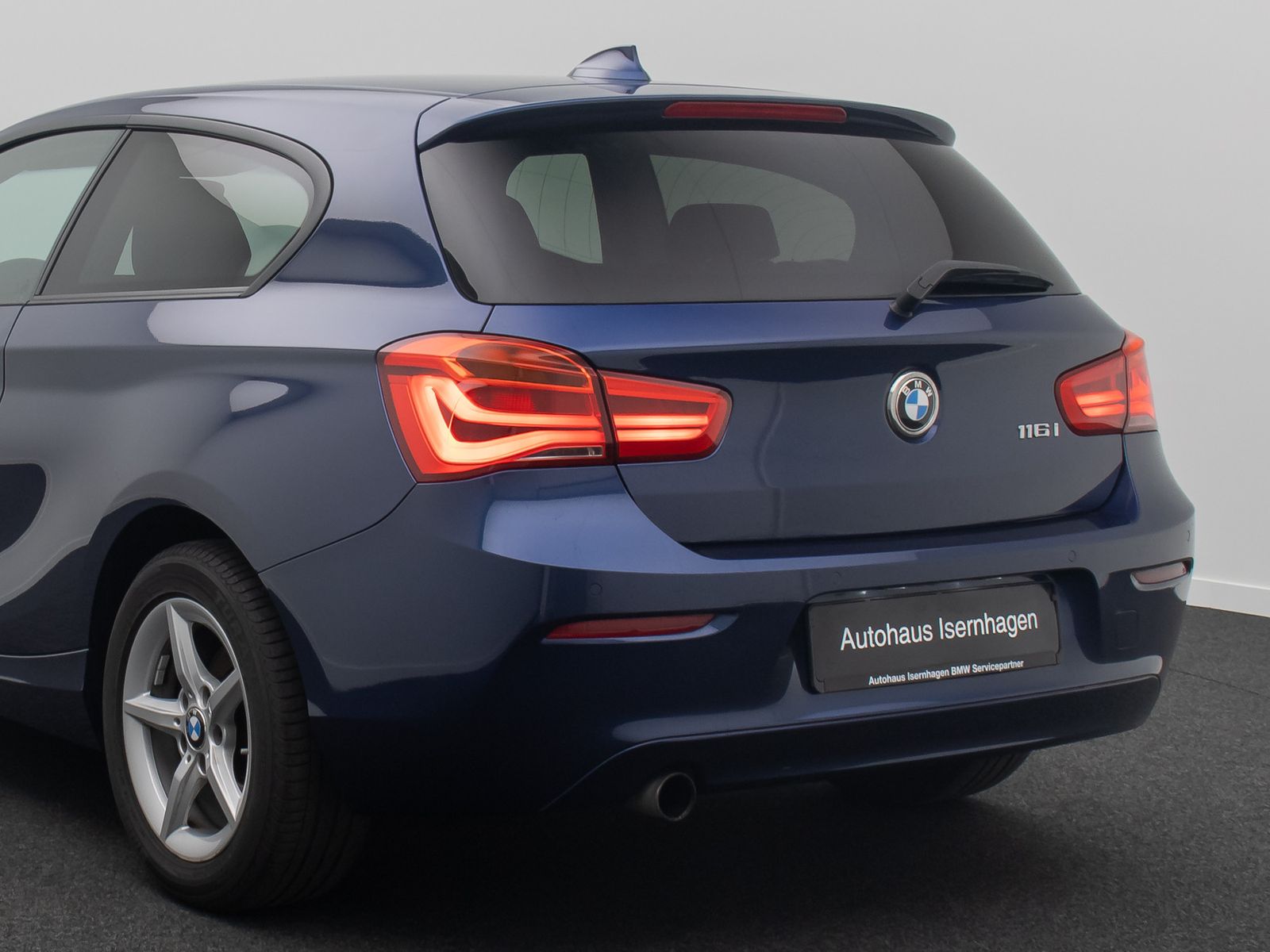 Fahrzeugabbildung BMW 116i Advantage Geschwindigreg PDC Sitzhzng Klima