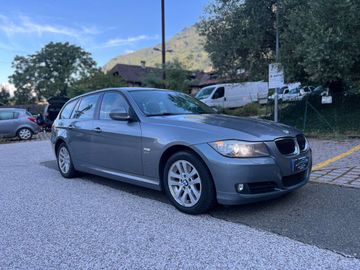 BMW 320 - 6