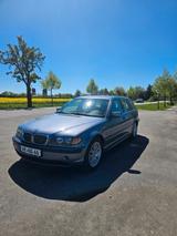 BMW 320i touring - Automatik - BMW 320 aus 2003: Kombi