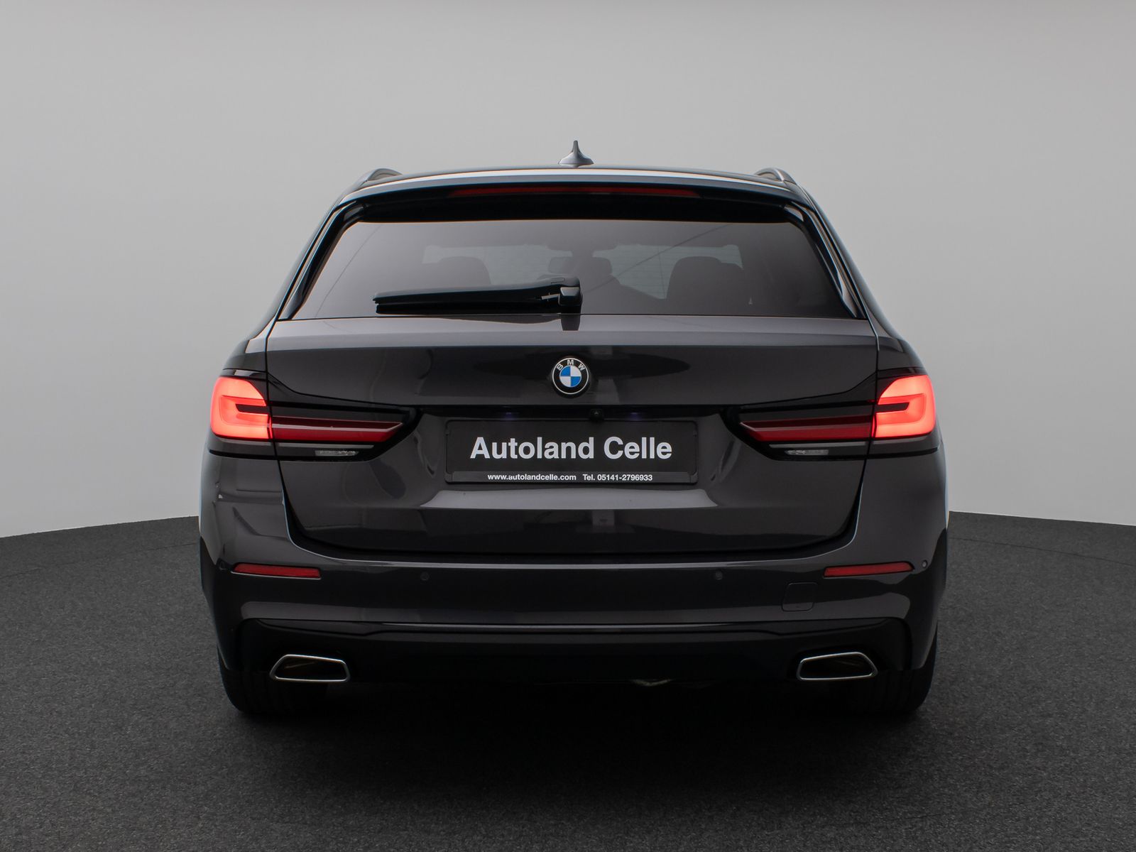 Fahrzeugabbildung BMW 520d Kamera Laser HUD DAB HiFi Stop&Go AHK Sport