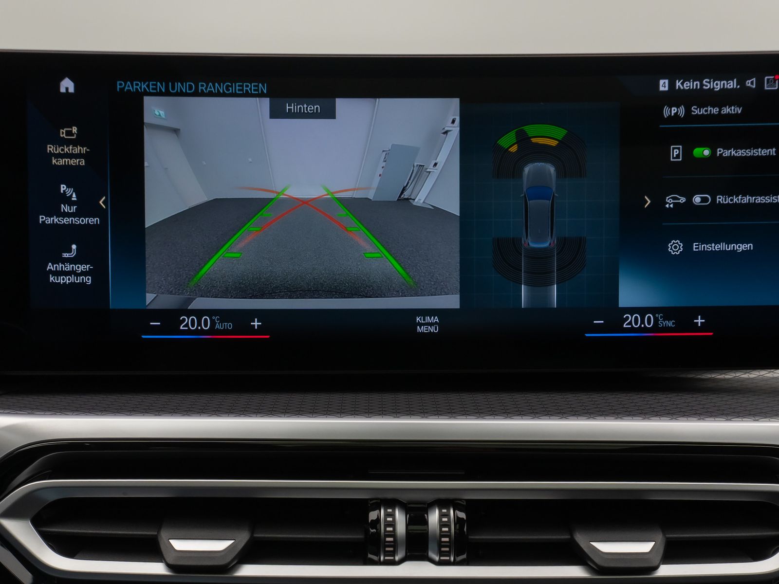 Fahrzeugabbildung BMW 330e xD M Sport Panorama Kamera HUD H/K AHK 19"