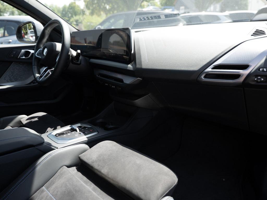 BMW 1 Series M-Sport PANO LED ACC NAVI KAMERA SHZ PDC, миниатюра 8