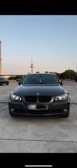 BMW e90 318i - Grau - BMW 318 in Kiel