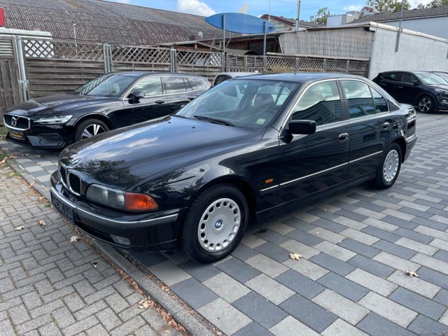 BMW 523i 1 Hand Neu Tüv