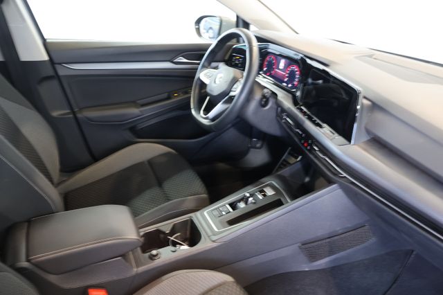 Volkswagen Golf VIII 2.0 TDI HUD+AID+MATRIX+PANO+KEY+AHK