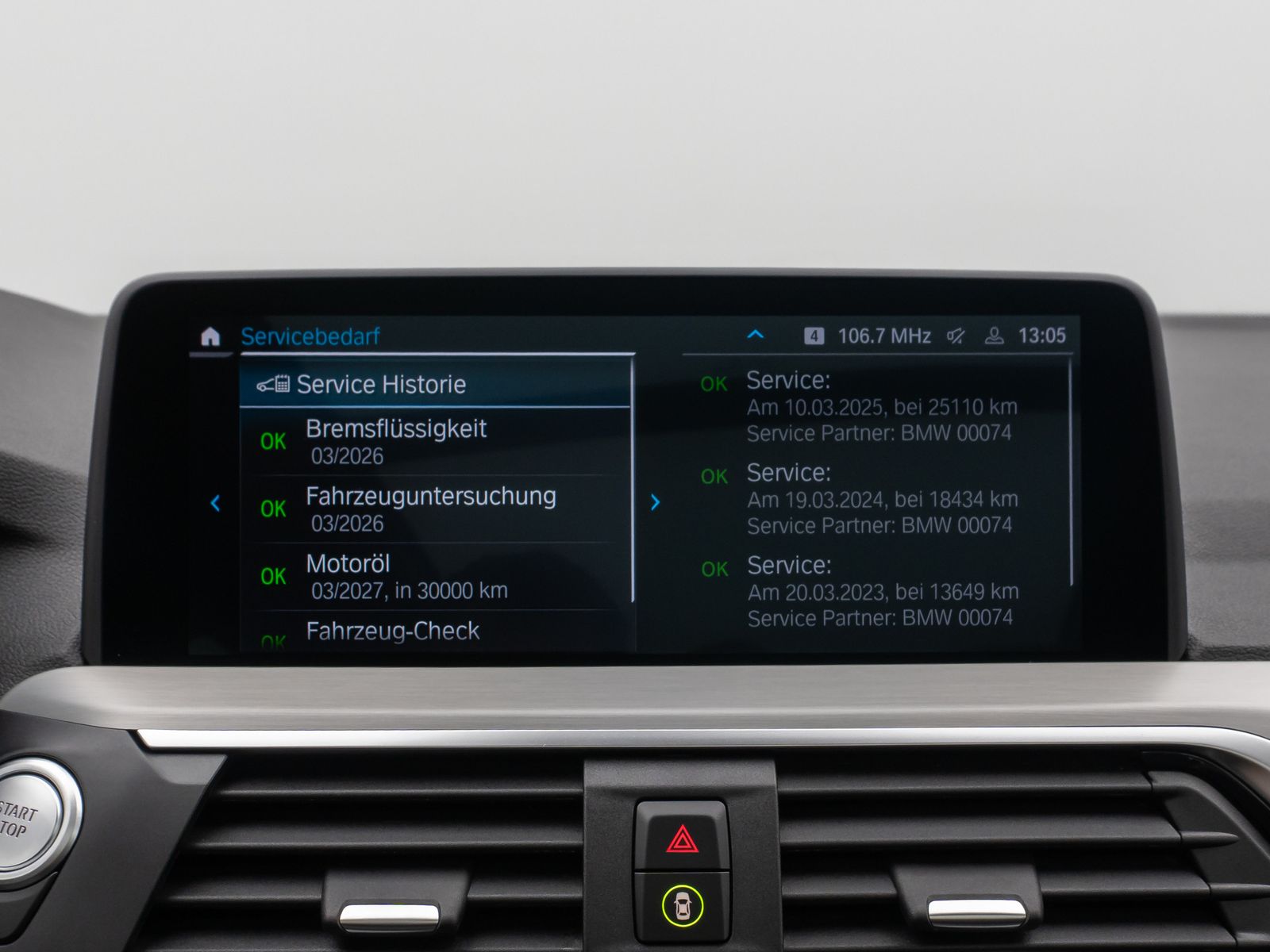 Fahrzeugabbildung BMW X3 xD30e xLine Panorama 360°HUD DAB HiFi Komfort