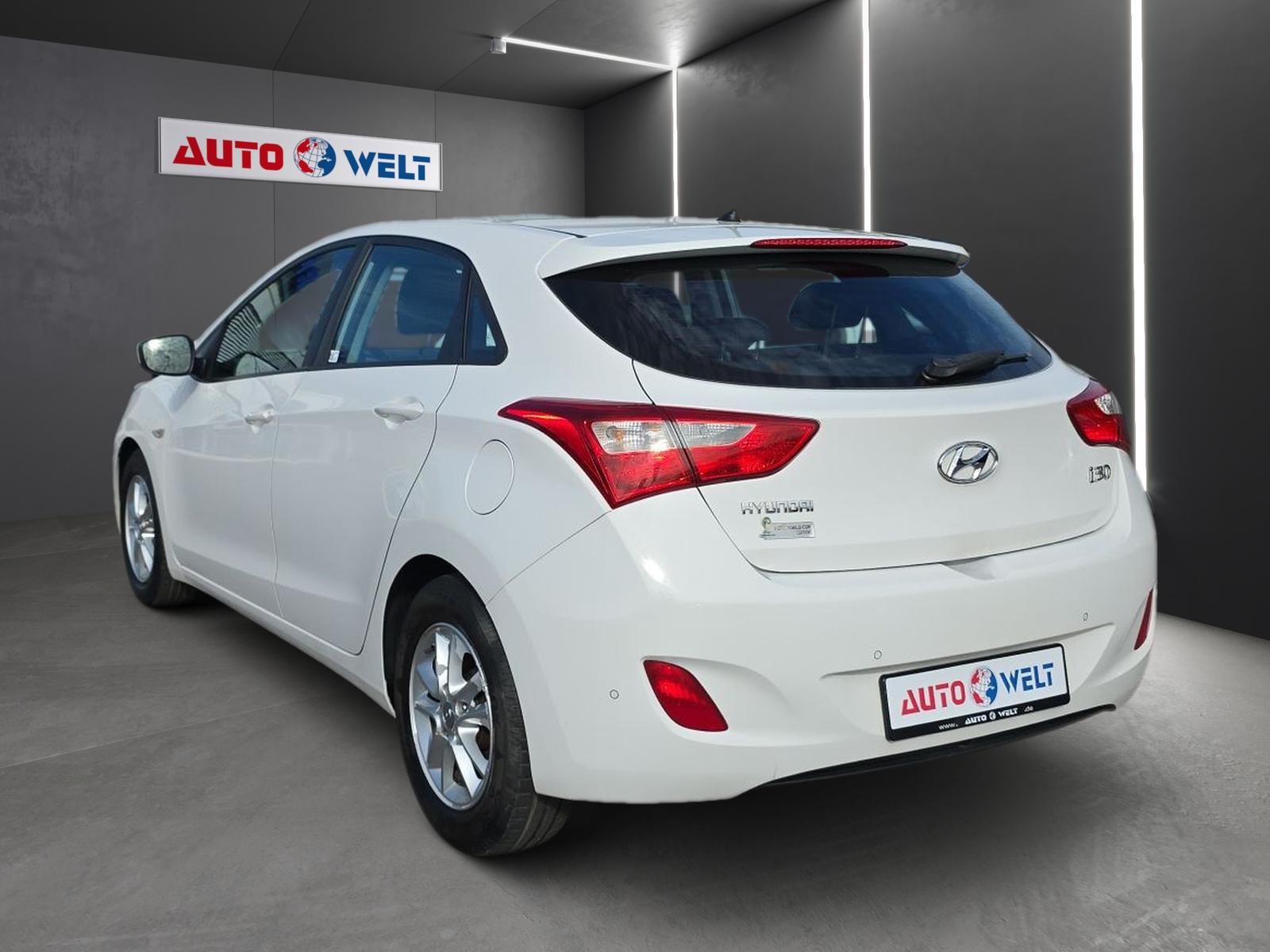 Hyundai i30 1.4 Classic Sitzheizung PDC Bluetooth Klima