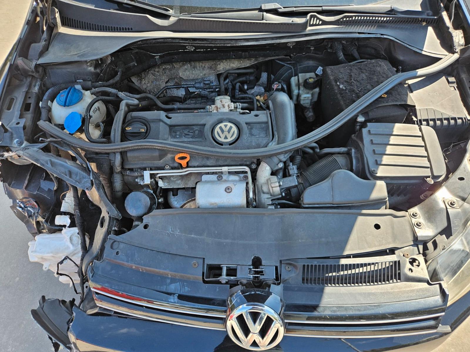 Volkswagen Golf 2010 — photo 17