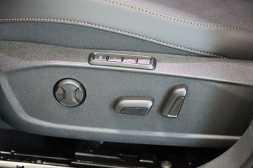 Cupra Formentor 2.0 TDI DSG AHK Panodach Kamera