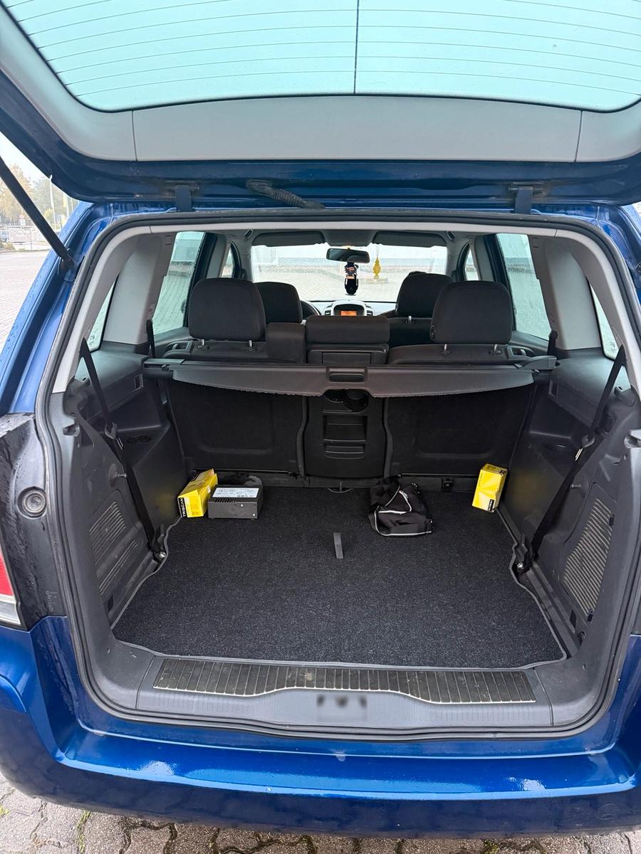 Opel Zafira 2007 — photo 14