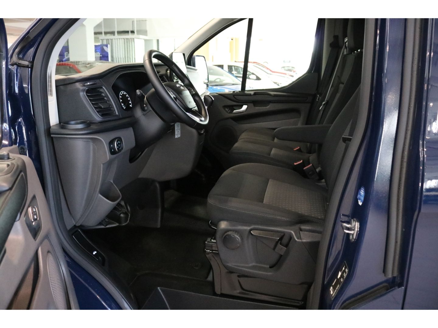 Fahrzeugabbildung Ford Transit Custom Kasten 300 L2 Trend 2.0 TDCi EU6d