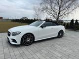 Mercedes-Benz E 350 E Cabrio E 350 - Mercedes-Benz E 350 mit Benzin-Antrieb: Weiß, Cabrio
