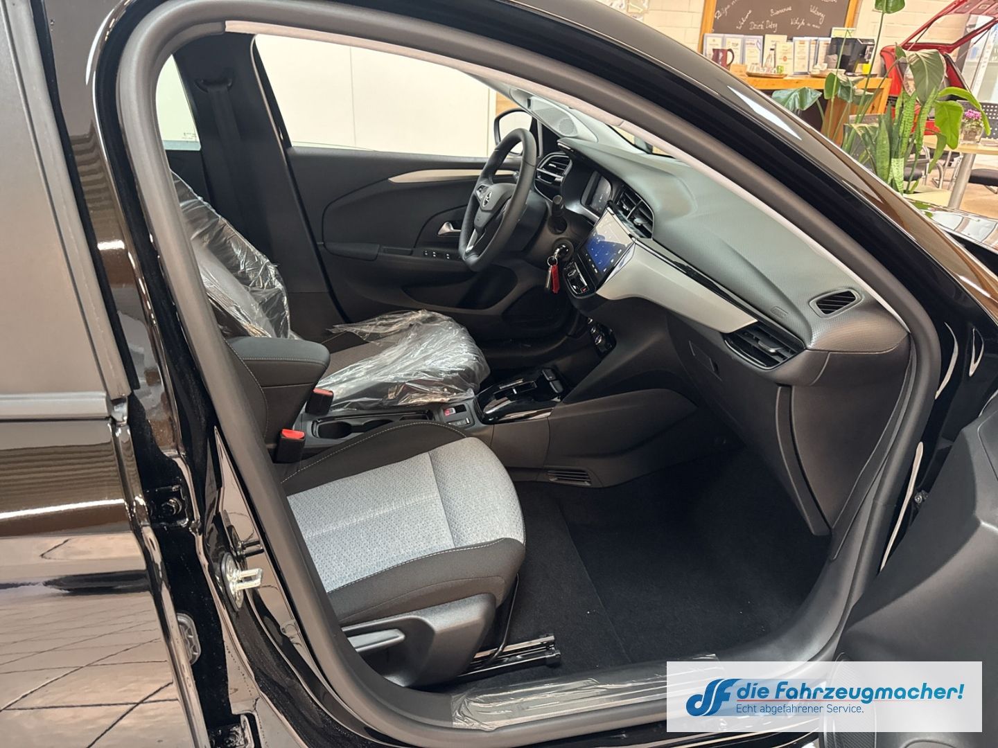 Fahrzeugabbildung Opel Corsa-e *Alu, Wärmepumpe, SHZ*Edition Apple CarP