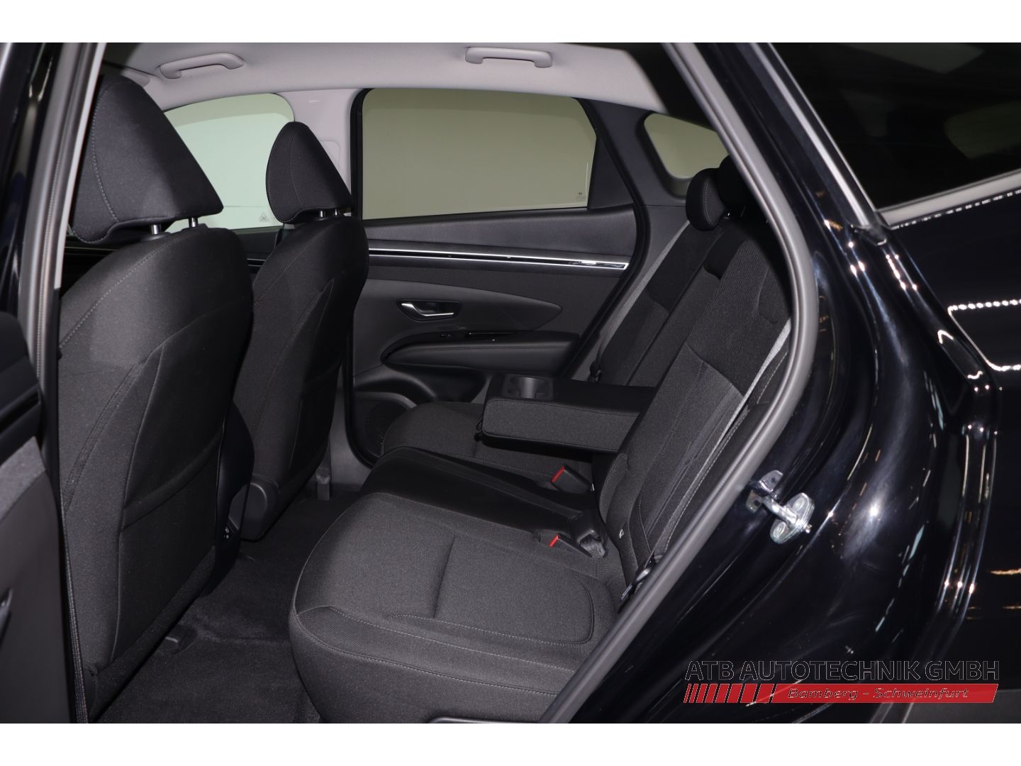 Fahrzeugabbildung Hyundai Tucson Trend PHEV 97,7%SOH 1.6 T-GDi 265PS 6-AT